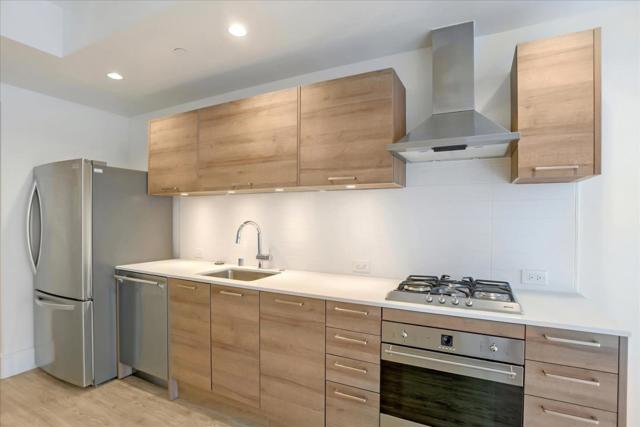 1075 Market Street, San Francisco CA: https://media.crmls.org/mediaz/da1ae66a-c4ca-4ecb-83c5-3d3a44755583.jpg