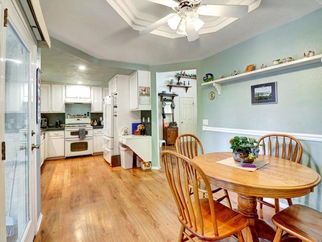 64660 Picard Court, Desert Hot Springs CA: https://media.crmls.org/mediaz/da1b1e98-2e43-461f-be21-9faed27caf8d.jpg