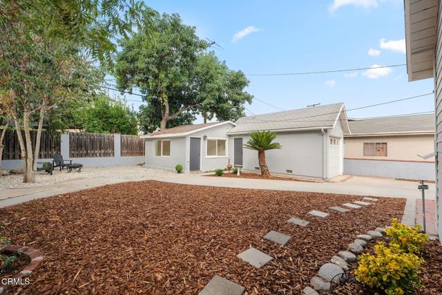 3851 Blanche Street, Pasadena CA: https://media.crmls.org/mediaz/da1c175c-f3d8-48af-b97f-26f7df0c638d.jpg