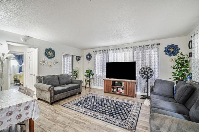 923 Delport Avenue, Santa Rosa CA: https://media.crmls.org/mediaz/da1c7c1e-89a4-47b8-b246-83f61e0fb177.jpg