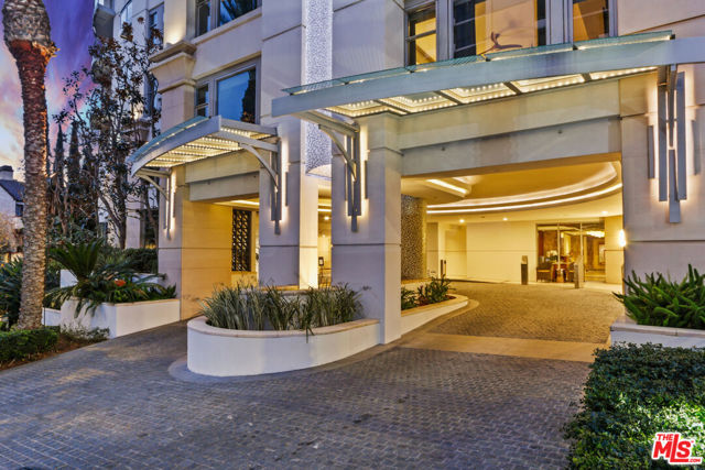 10700 Wilshire Boulevard, Los Angeles CA: https://media.crmls.org/mediaz/da1d2b43-0a84-45f4-8eb2-7892e27bebcd.jpg