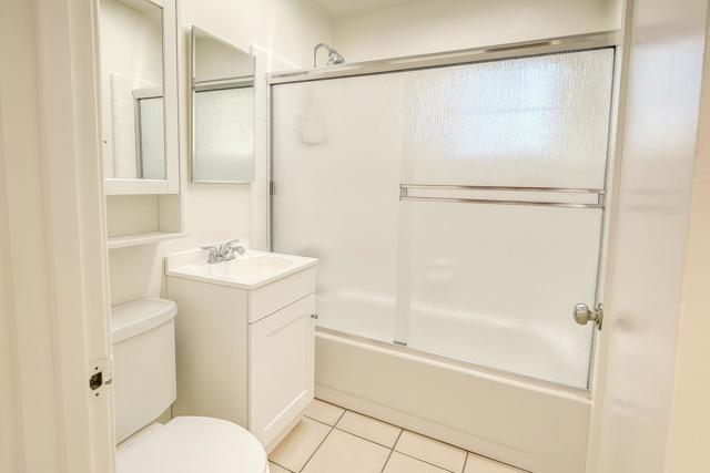 27602762 Byron Street, Palo Alto CA: https://media.crmls.org/mediaz/da1d3630-469a-465b-af29-e2c63f3ba418.jpg