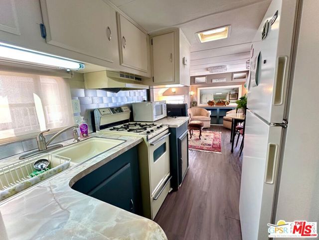 84250 Indio Springs Drive, Indio CA: https://media.crmls.org/mediaz/da1ea61b-bba1-409a-9fb5-6a4bfc6f7813.jpg