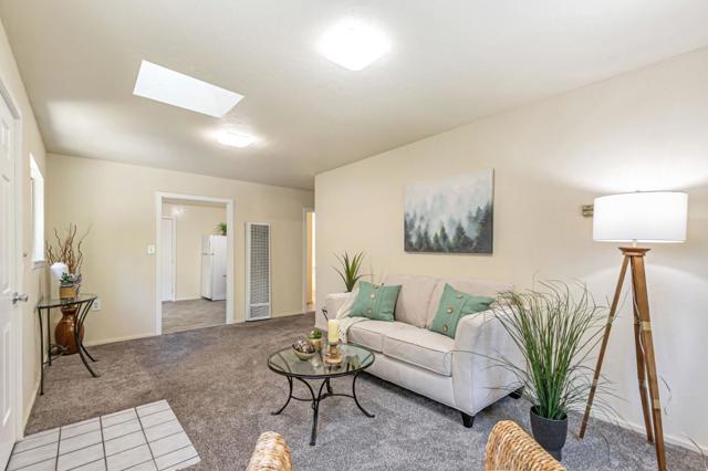 4865 Highway 9, Felton CA: https://media.crmls.org/mediaz/da1f9fe6-6dfd-4943-8ff8-532723d7ebd5.jpg