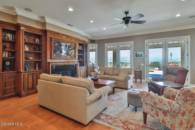 10255 Presilla Road, Santa Rosa CA: https://media.crmls.org/mediaz/da1fcdf3-d5f7-4957-8337-d7a218ca2ff8.jpg