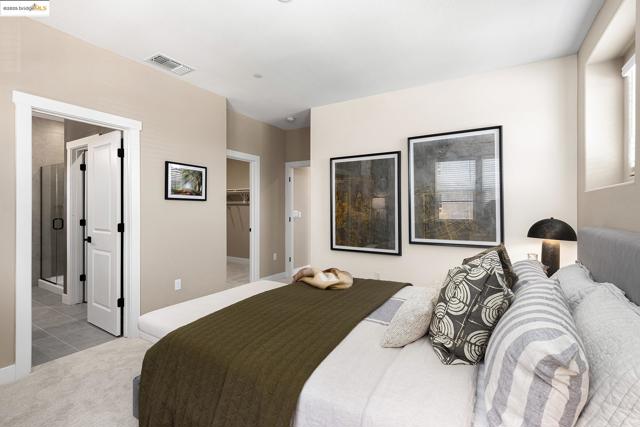 28946 Parkridge Lp, Hayward CA: https://media.crmls.org/mediaz/da219017-9ba9-4bb0-990e-4ac3e75f9a78.jpg