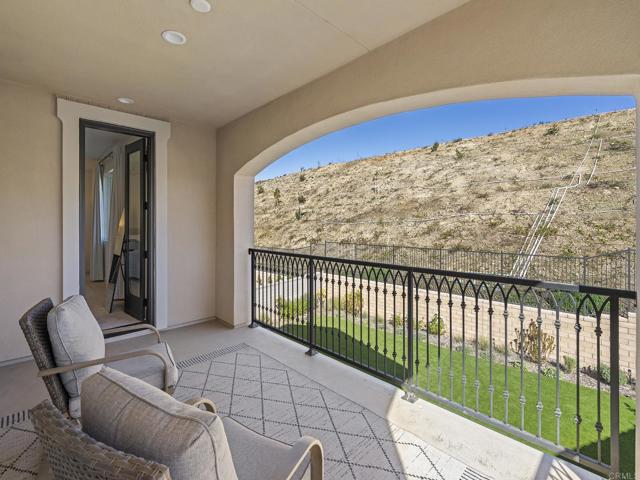 Detail Gallery Image 19 of 39 For 2971 Rue De Latour, Bonsall,  CA 92003 - 4 Beds | 3/1 Baths