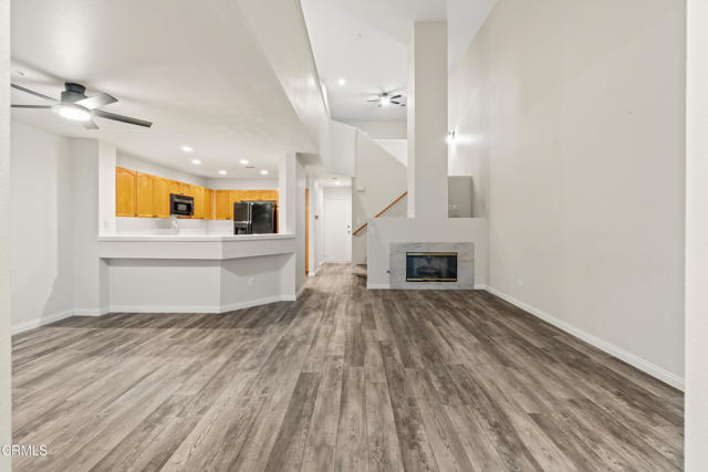 Detail Gallery Image 9 of 45 For 1209 Nautical Way, Oxnard,  CA 93030 - 3 Beds | 2/1 Baths