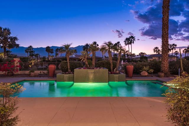 35010 Vista Del Ladero, Rancho Mirage CA: https://media.crmls.org/mediaz/da22ee52-1ded-4dc1-9c38-a4e6a8b8a088.jpg