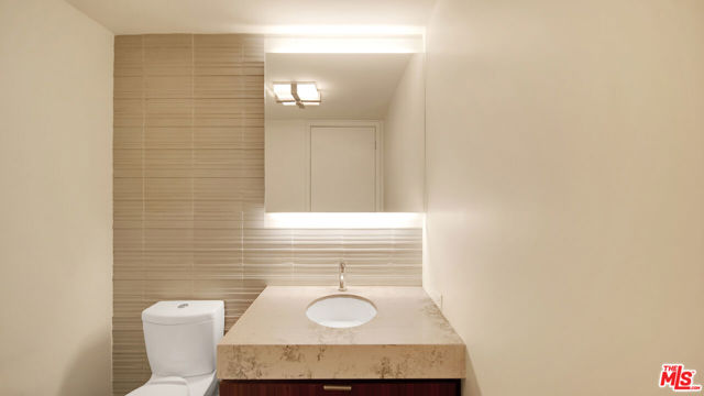 Image 14 of 60 For 1755 Ocean Avenue 303