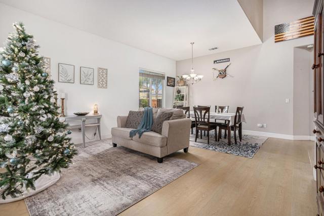 130 Ridge Crest Court, Oakley CA: https://media.crmls.org/mediaz/da245308-7560-49de-9314-4736b5ed5d8a.jpg