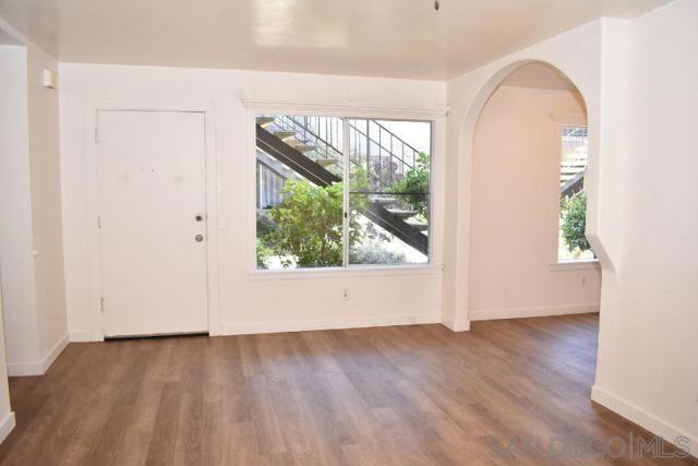 3815 Van Dyke Ave, San Diego CA: https://media.crmls.org/mediaz/da255757-6f1c-41b9-b2c2-0799cafd753d.jpg