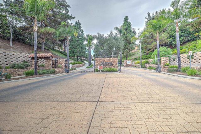 1526 Caminito Sicilia, Chula Vista CA: https://media.crmls.org/mediaz/da267a85-93c8-4f3d-bbcf-4975e407e6c3.jpg