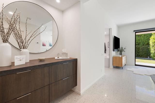 133 Columbia Drive, Rancho Mirage CA: https://media.crmls.org/mediaz/da26be36-969c-43ae-8194-35e657ed0e11.jpg