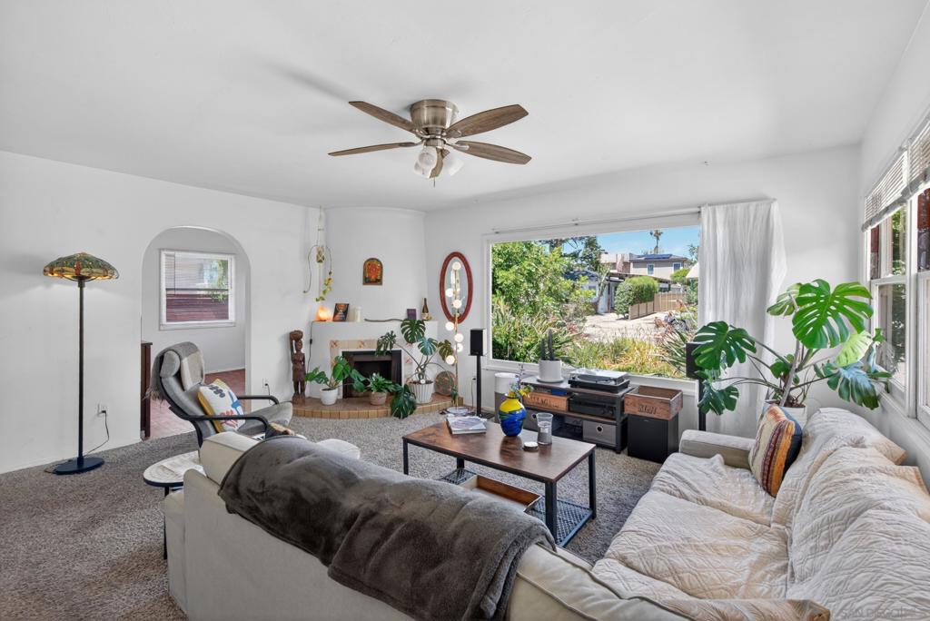 819 Law Street - photo 6
