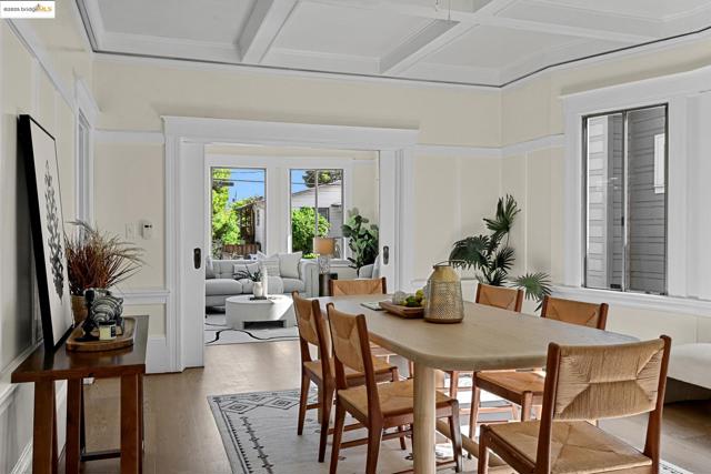 806 54Th St, Oakland CA: https://media.crmls.org/mediaz/da27c9a1-979e-4f73-93d9-1bc9d1310787.jpg
