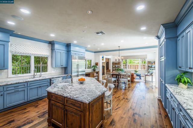 Image 13 of 61 For 53 Hidden Oaks Dr