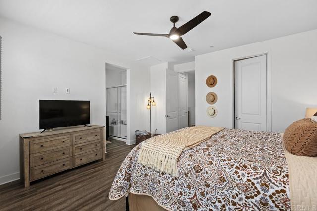 Image 23 of 61 For 3143 Asto Place