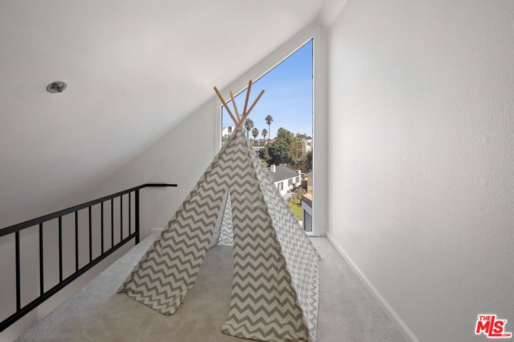 MLS #25606497 image #35