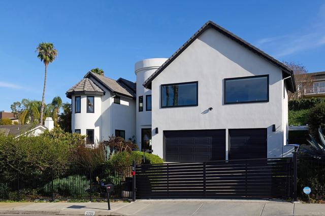 Detail Gallery Image 4 of 53 For 2739 Argonauta St, Carlsbad,  CA 92009 - 5 Beds | 4 Baths