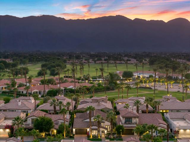 50831 Cereza, La Quinta CA: https://media.crmls.org/mediaz/da2bf5dc-34ad-4b47-a844-c2e664068829.jpg