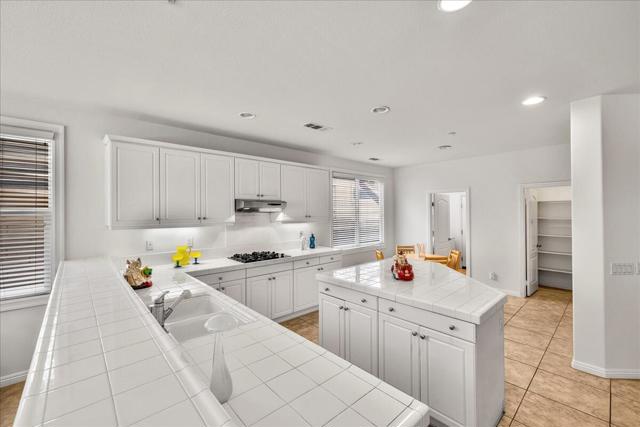 1745 Hot Springs Way, Palm Springs, CA 92262