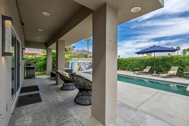 73112 Bel Air, Palm Desert CA: https://media.crmls.org/mediaz/da2cc187-30bb-497a-b7da-028f6f6399e1.jpg