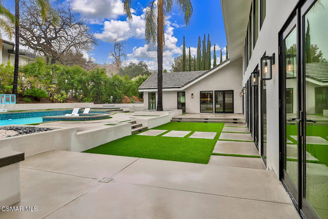 31754 Foxfield Drive, Westlake Village CA: https://media.crmls.org/mediaz/da2cf566-eb89-4844-9a59-fee488571462.jpg