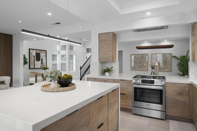 12109 Via San Loreno, San Diego CA: https://media.crmls.org/mediaz/da2cfd44-4ddf-4cff-807f-7fd6d0897bb0.jpg