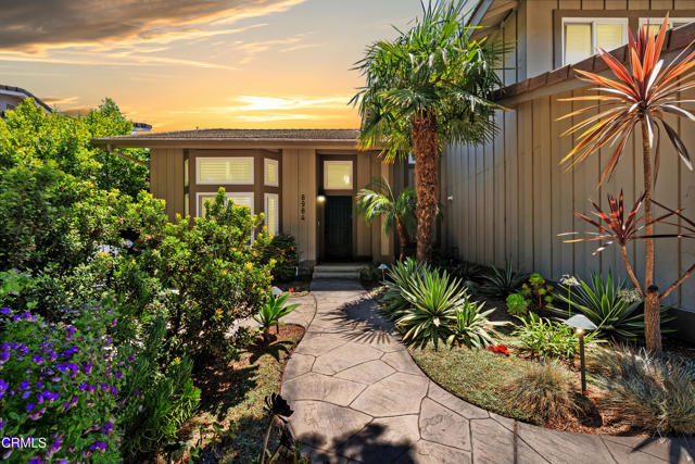 8984 Santa Margarita Road, Ventura CA: https://media.crmls.org/mediaz/da2e6f1a-0f01-4523-93d5-53788fc137c5.jpg