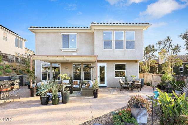 653 Milford Street, Los Angeles CA: https://media.crmls.org/mediaz/da2f98f9-5732-4c78-a19c-4fb2d593a36c.jpg
