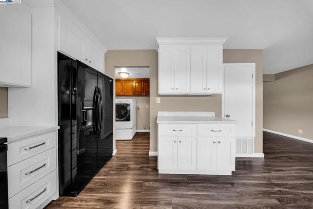 4446 Seminole Way, Pleasanton CA: https://media.crmls.org/mediaz/da2fd8fa-c920-4deb-8e6d-0217121ab871.jpg