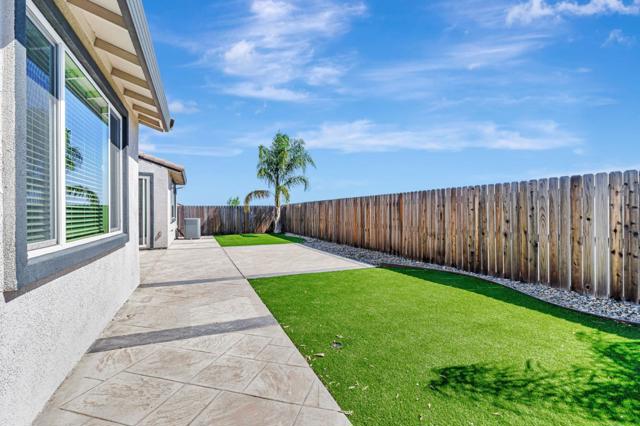 4563 BENTON ST, Antioch CA: https://media.crmls.org/mediaz/da3049de-08df-4e07-b4b0-7d42e6ac2d74.jpg