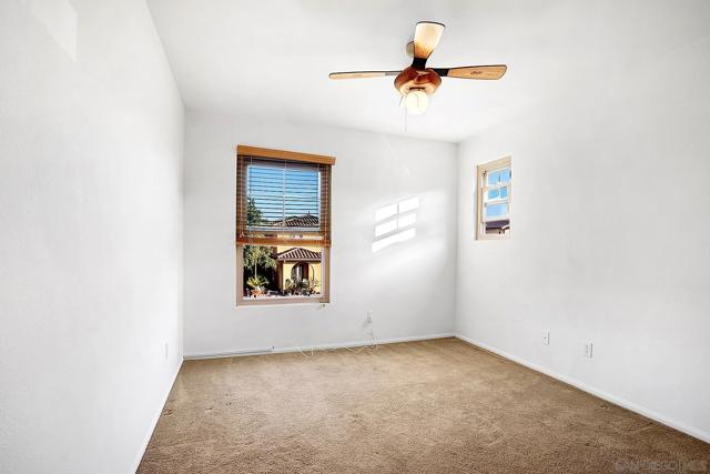 2361 porch swing st, Chula Vista CA: https://media.crmls.org/mediaz/da307756-c4c8-4546-8112-660e4d000427.jpg