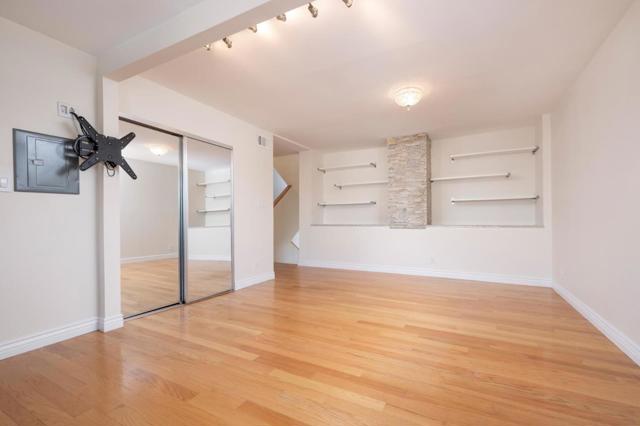 740 El Camino Real, Burlingame CA: https://media.crmls.org/mediaz/da309f05-a0da-495c-ba73-b438c3b73b21.jpg
