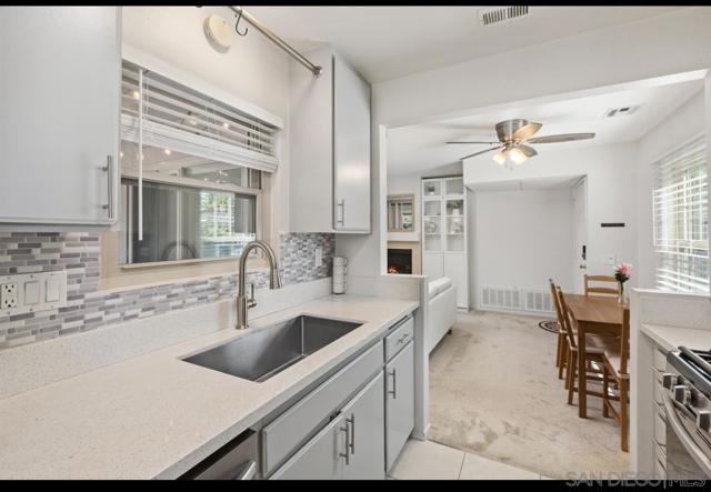 10331 Azuaga St, San Diego CA: https://media.crmls.org/mediaz/da3168b3-808c-44c5-87ef-12330e67f0d9.jpg