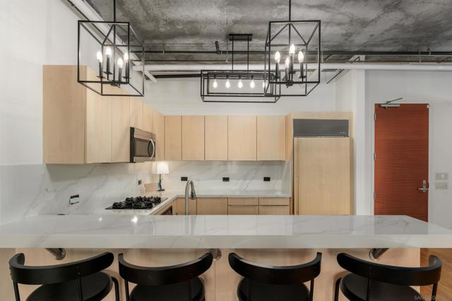 877 Island Ave, San Diego CA: https://media.crmls.org/mediaz/da319c1a-4631-4495-9cc7-7a761d6d9d15.jpg