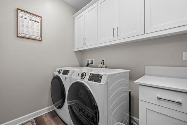 1485 Natalia Ct., Escondido CA: https://media.crmls.org/mediaz/da31a35c-c863-481b-a1a7-4c152213b901.jpg