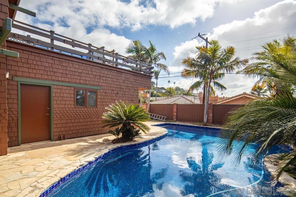 MLS #250043109SD image #44