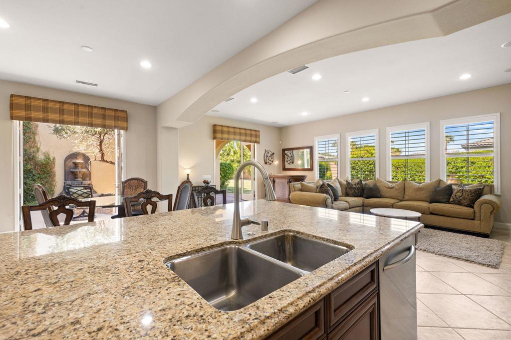 MLS #219135254DA image #15