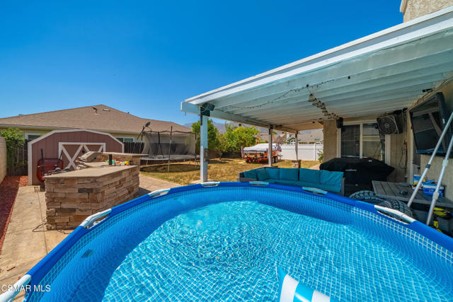 241 Cottonwood Lane, Fillmore CA: https://media.crmls.org/mediaz/da327d38-2b48-48b3-acc3-4f107f964607.jpg