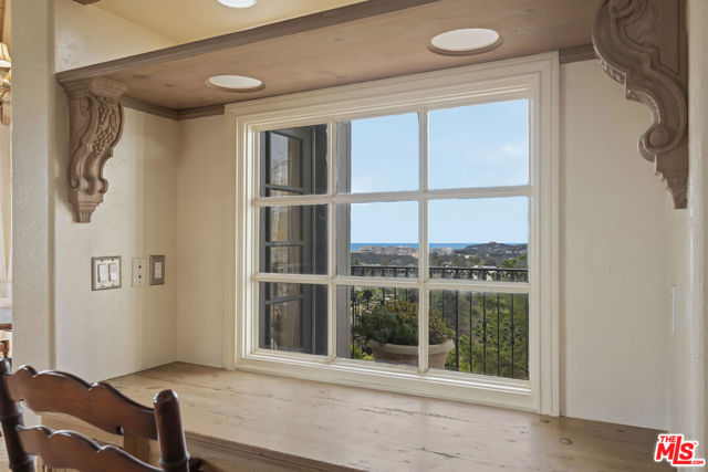 Drew Fenton | 1041 Somera Road Los Angeles CA | MLS: 7410994 Drew Fenton | 1041 Somera Road Los Angeles CA | MLS: 7410994