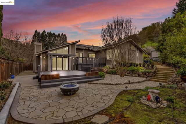 1431 HUSTON ROAD, Walnut Creek CA: https://media.crmls.org/mediaz/da33838b-892f-453e-8440-b7aae424d84c.jpg