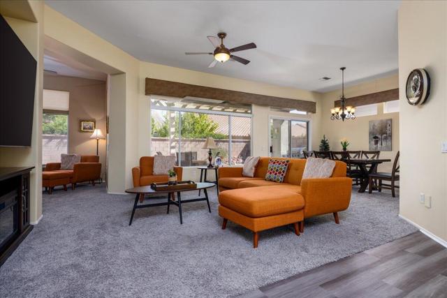 Image 7 of 40 For 78756 Golden Reed Drive