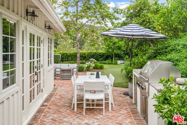 4071 Mandeville Canyon Road, Los Angeles CA: https://media.crmls.org/mediaz/da34c420-f1c8-4da0-a155-bd3ad5d30df9.jpg