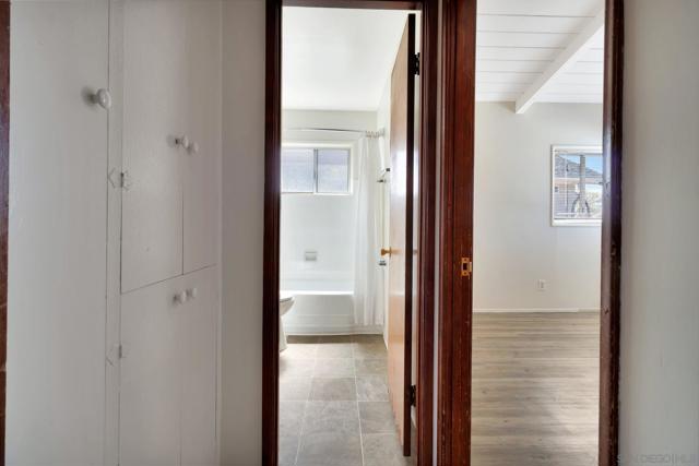 2194 96 Bonita St, Lemon Grove CA: https://media.crmls.org/mediaz/da35afd9-55cc-4d07-ae9b-f0474c7d99bc.jpg