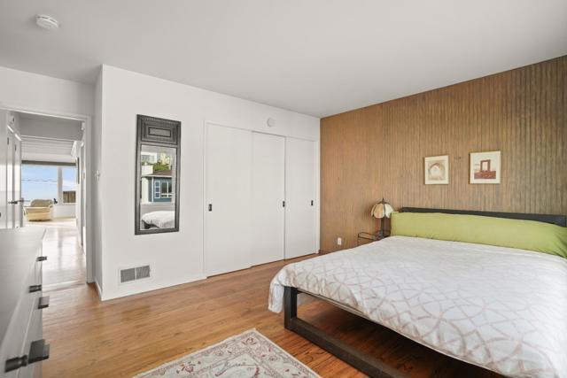 78 Seacliff Avenue, Daly City CA: https://media.crmls.org/mediaz/da360105-a229-4213-88c3-f788b1b89a2e.jpg