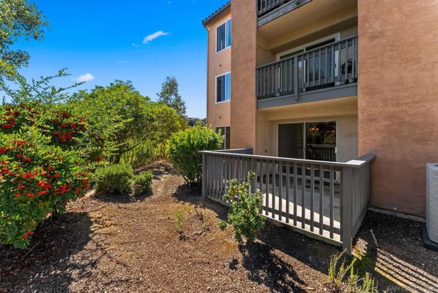7180 Shoreline, San Diego CA: https://media.crmls.org/mediaz/da3625f2-2e53-414f-90b5-0c951b804134.jpg
