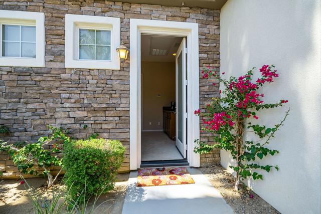 61436 Topaz Drive, La Quinta CA: https://media.crmls.org/mediaz/da36818c-21ff-44c1-91e6-470d6a198c72.jpg