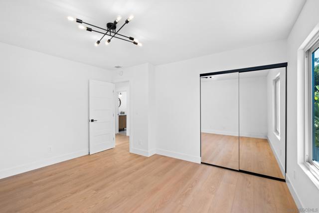 Image 28 of 50 For 4716 Murat Pl